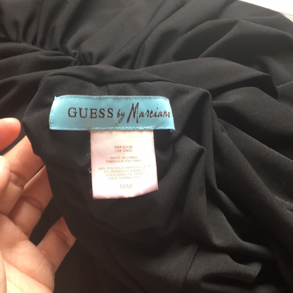 Guess - Picture 4 of 4